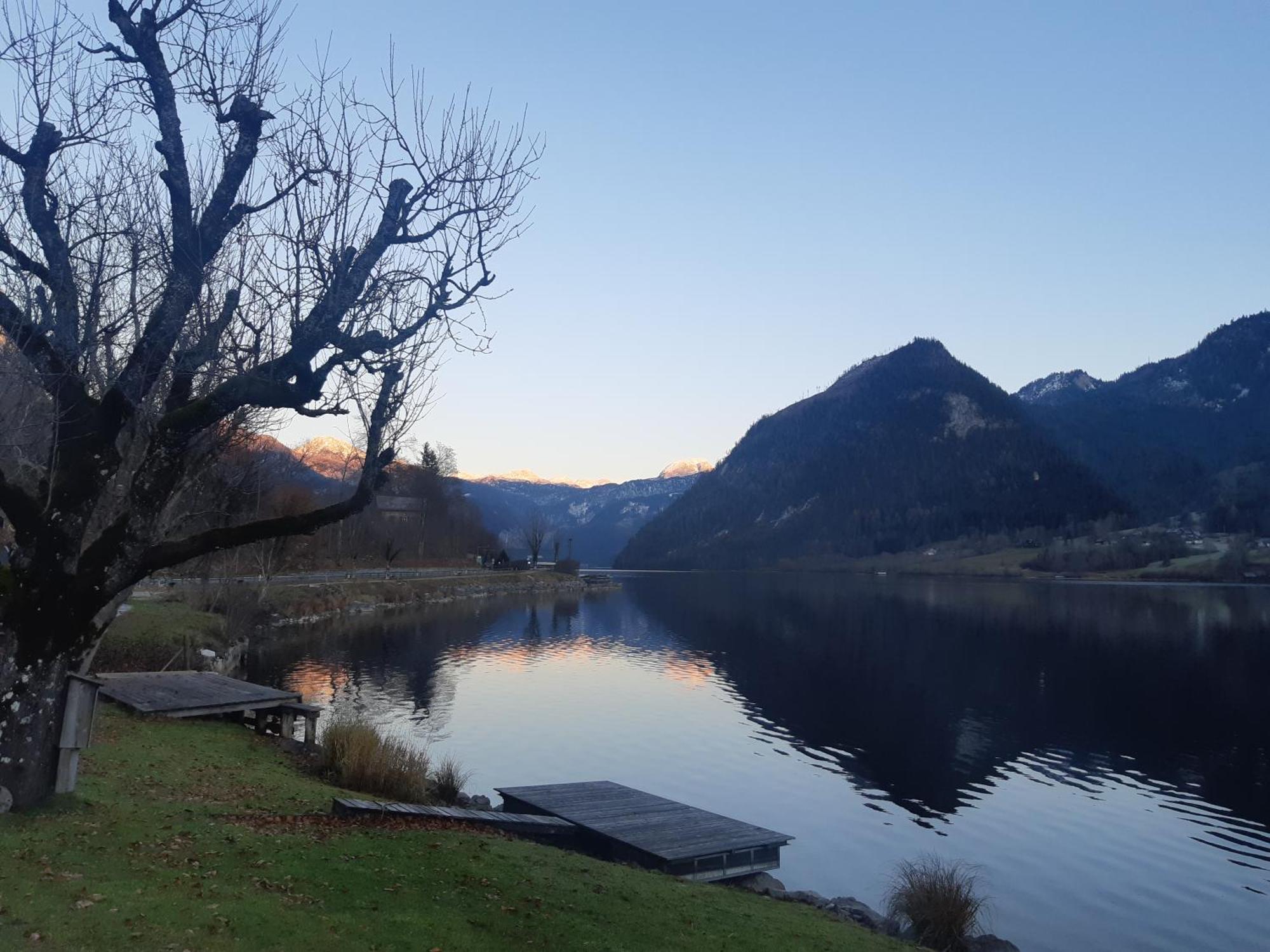 Appartements Direkt Am See Grundlsee Bagian luar foto