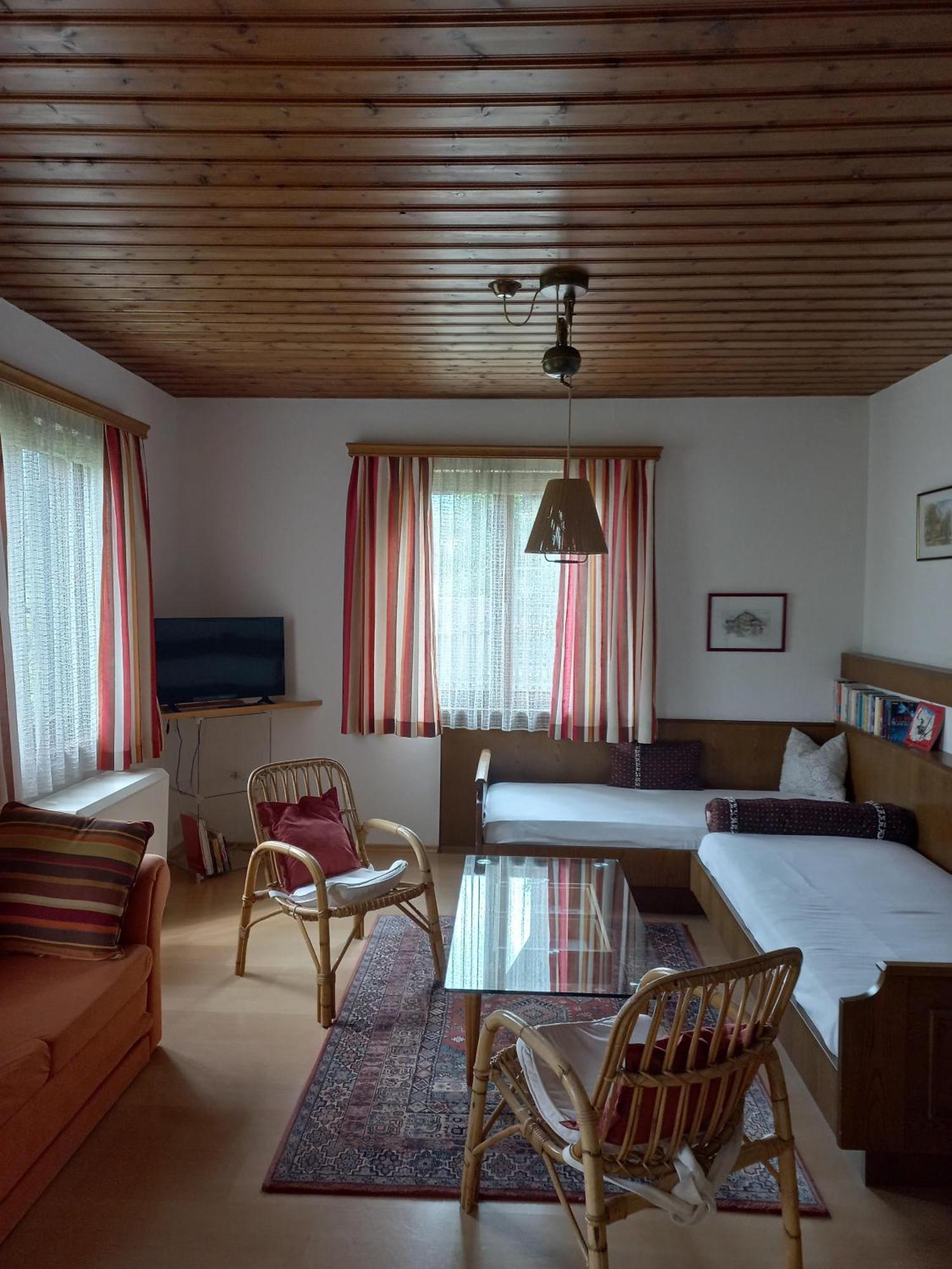 Appartements Direkt Am See Grundlsee Bagian luar foto